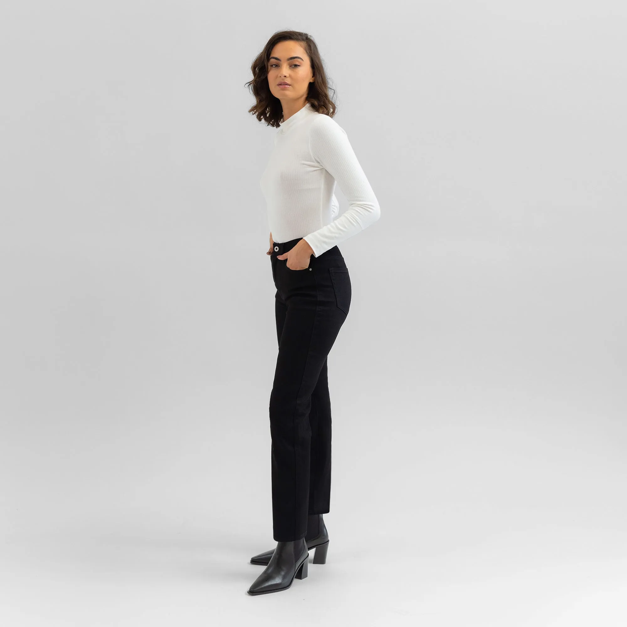 Air Straight Jeans