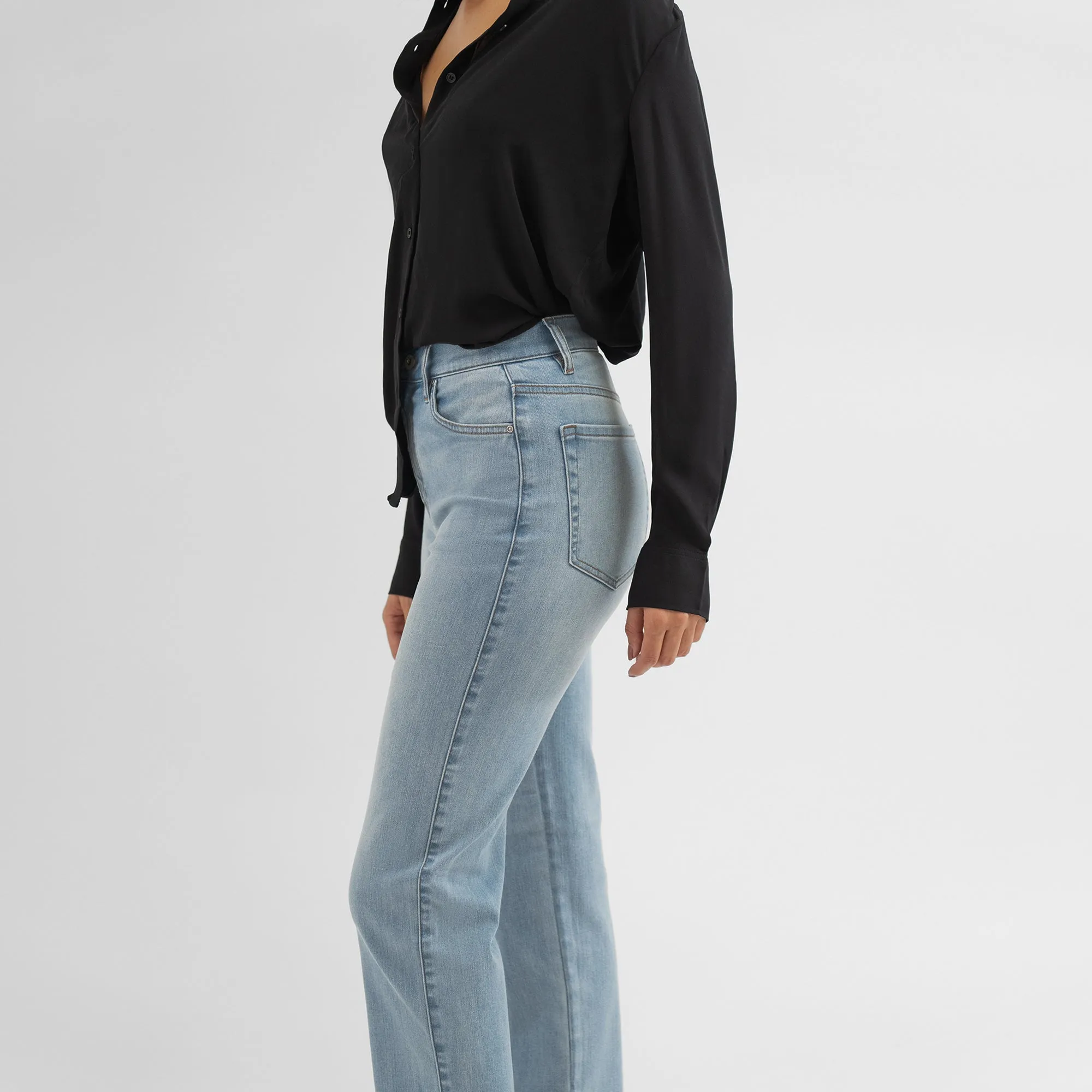 Air Straight Jeans
