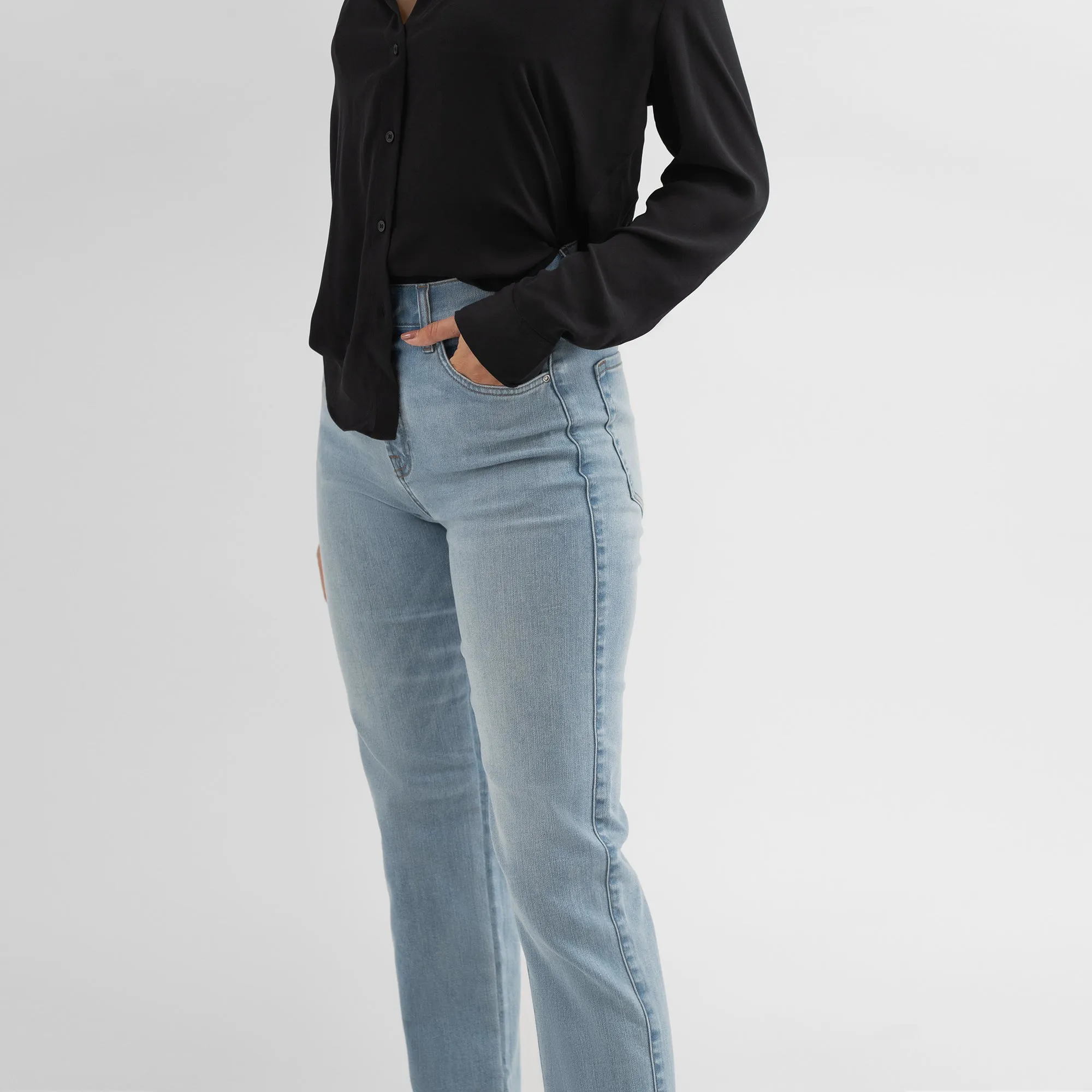 Air Straight Jeans