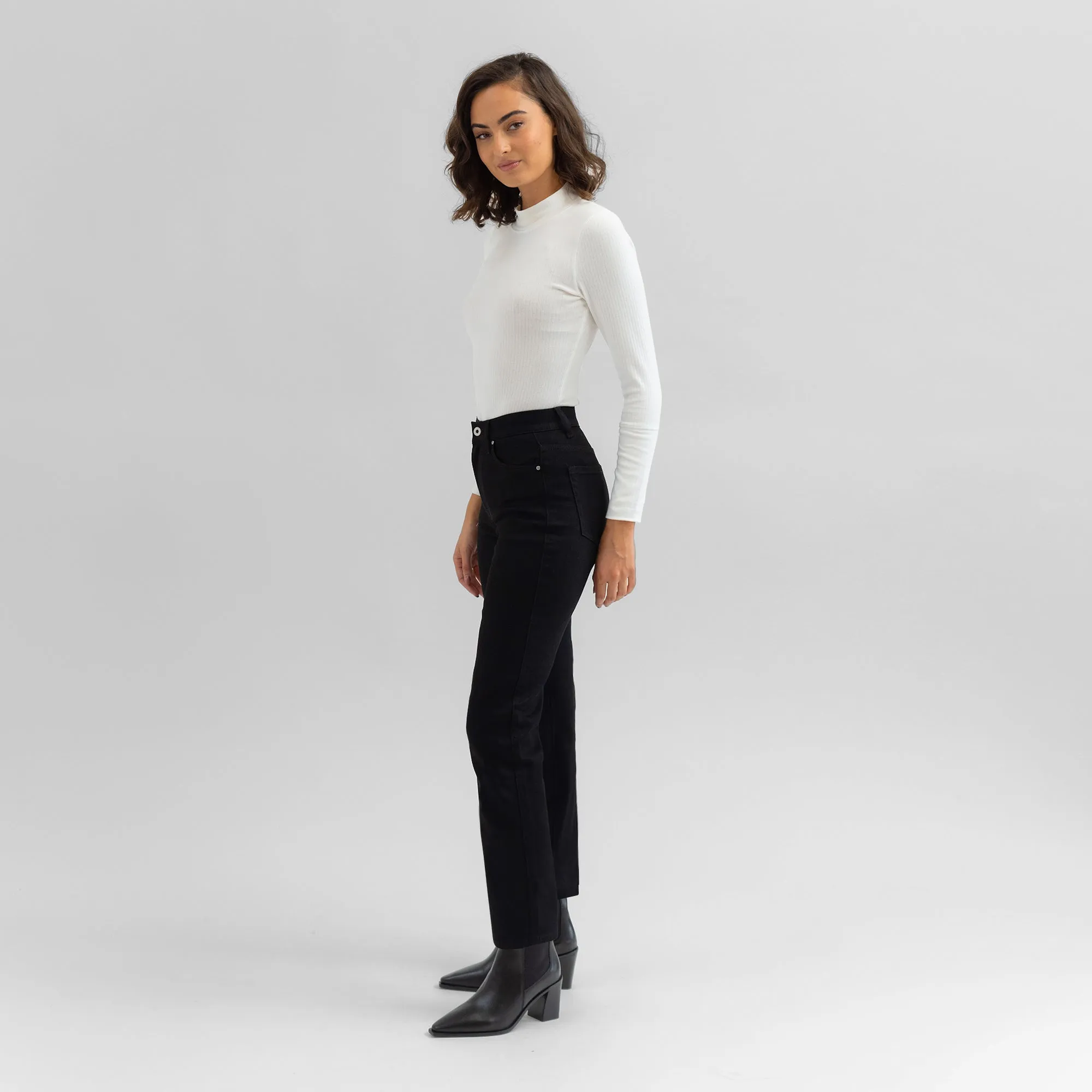 Air Straight Jeans