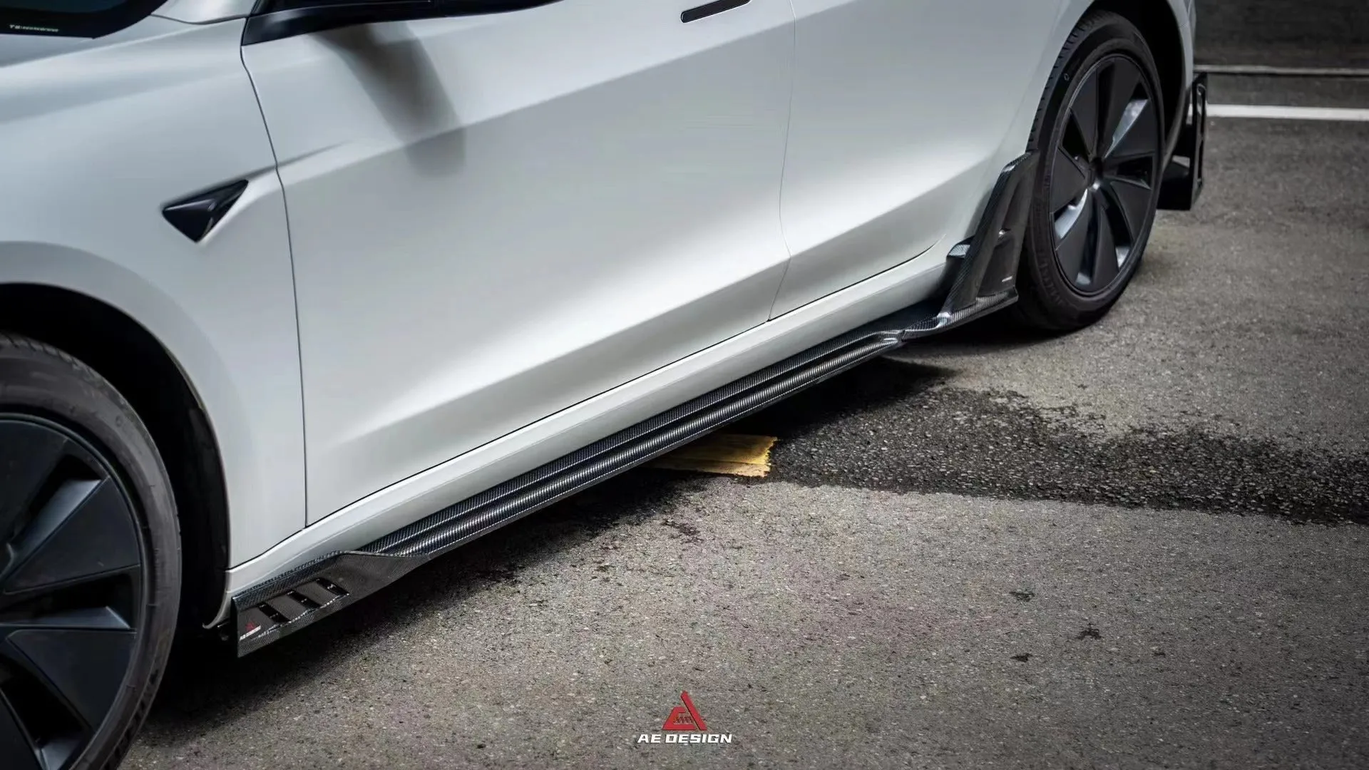 ArmorExtend AE Side Skirts & Canards for Tesla Model 3 Highland / P 2024-ON Carbon Fiber