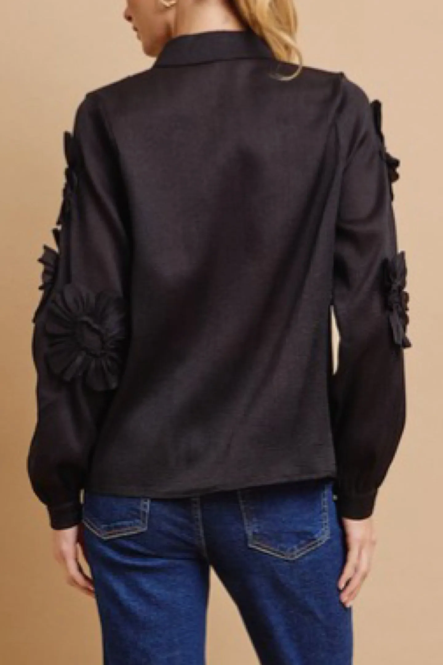 ELEGANT FLOWERS TOP