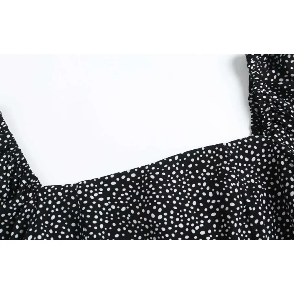 ELEGANT SQUARE COLLAR SLIM TOP