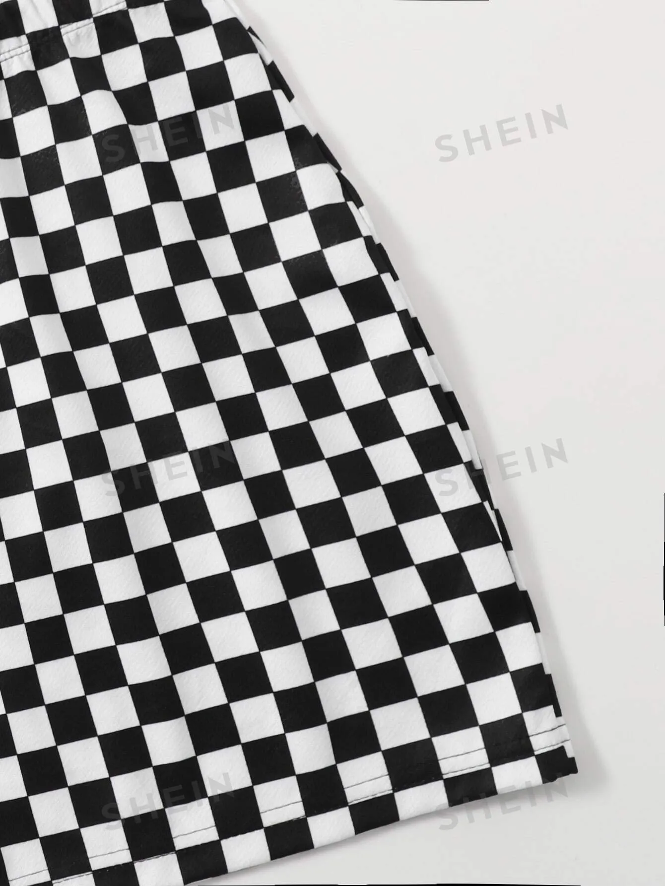 Essnce Solid Crop Cami Top & Checked Print Skirt