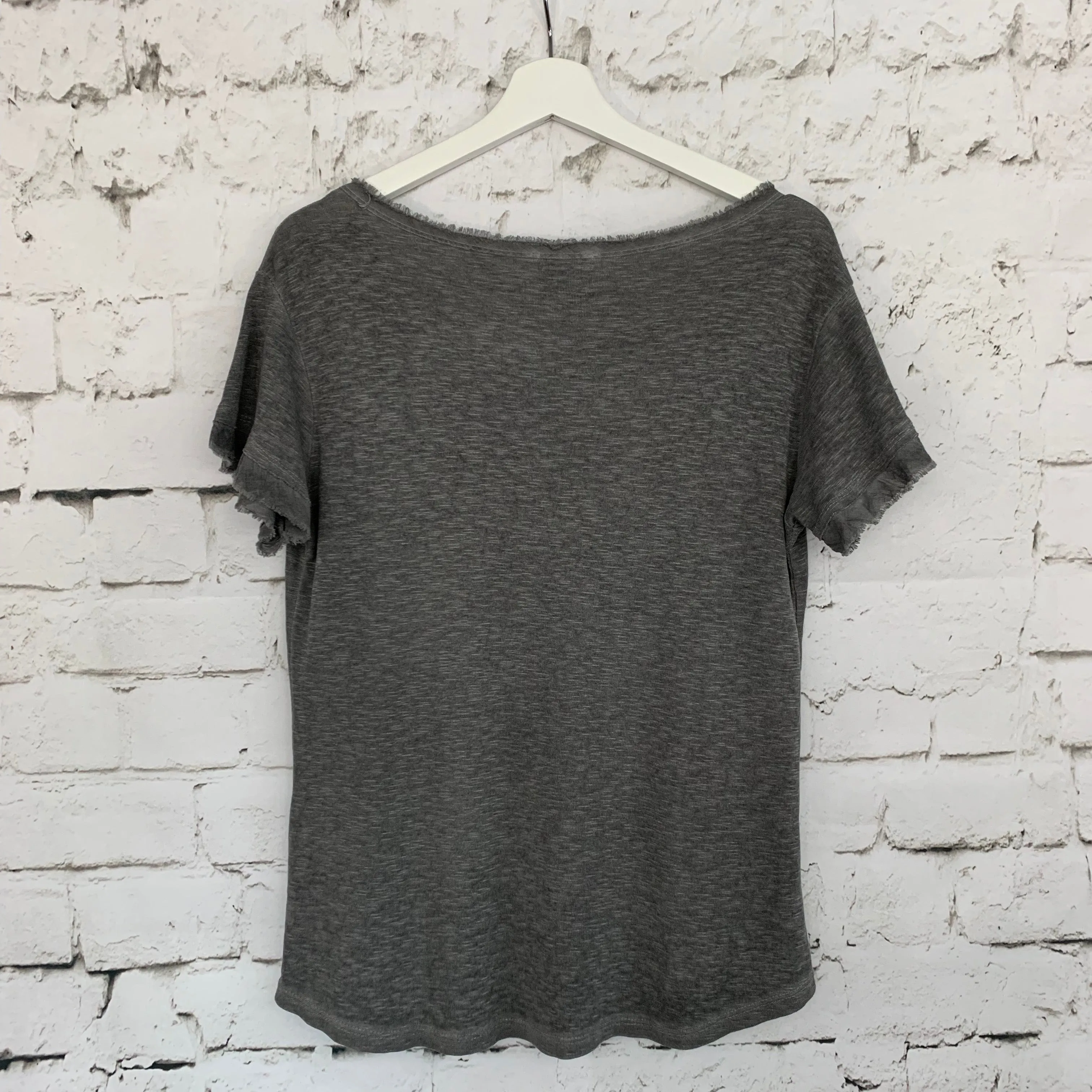Frayed V Neck Slub Tee