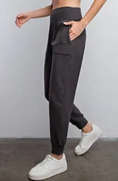 Hazel Blues® |  Rib Brushed Full Length Jogger Pant in Black